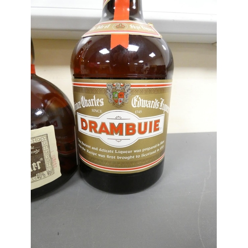 36 - Crabbie's Yardhead single malt scotch whisky 70cl 40% vol, Drambuie whisky liqueur 1L 40% ABV, Grand... 