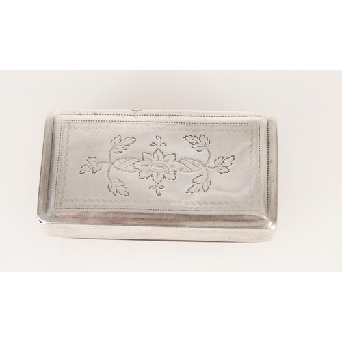 67 - Antique George IV silver snuff box of rectangular shape, the top and bottom surfaces with incised fl... 