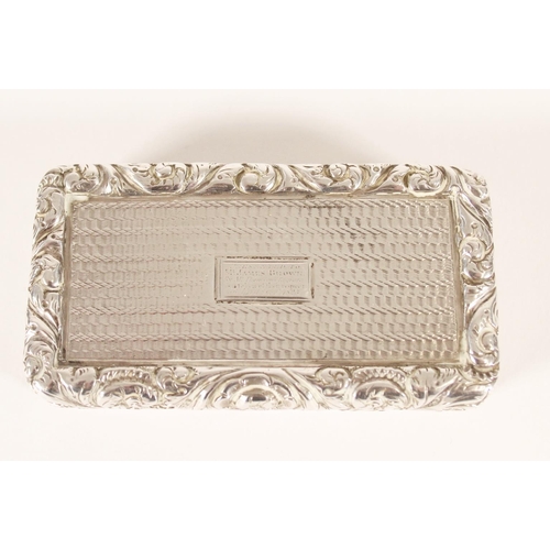 82 - Antique George IV silver snuff box of rectangular shape the top surface with engine turned filed, re... 