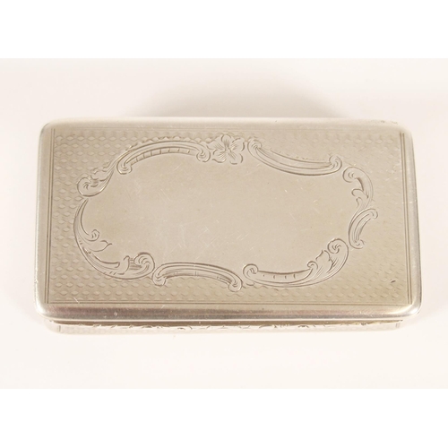 84 - Antique Victorian silver snuff box of rectangular shape having rounded corners and concave sides, th... 