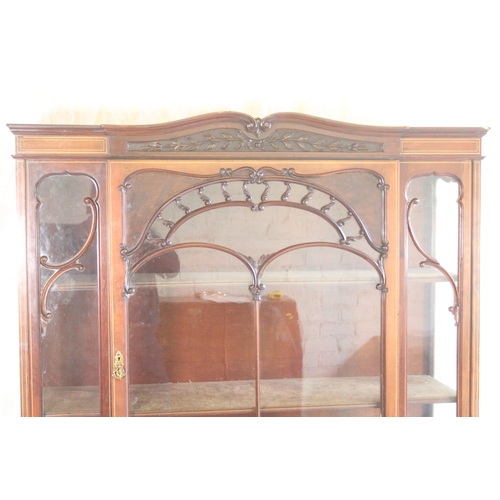 433 - Victorian mahogany and inlaid glazed display cabinet, the interior fitted with three shelves above c... 