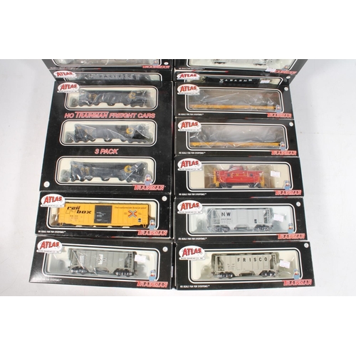 1079 - HO gauge model railways, Atlas Model Railroad Co Inc. of New Jersey Trainman items to include: 10 00... 