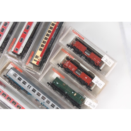 1105 - N Gauge model railways, Fleischmann of Germany coaches to include: 8182, 8143, 8189, 8124, 8163, 819... 