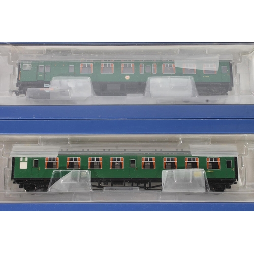 1363 - OO gauge model railways, Bachmann Branchline 31425 4CEP EMU 7105 Late SR Southern Railway Multiple U... 