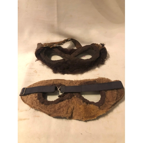 1900 - Two pairs of vintage leather flying googles, both appear unmarked. (2)