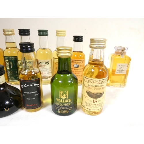 13 - Collection of 5cl 40% ABV whisky miniatures comprising of Super Nikka Whisky, Blended Nikka whisky, ... 