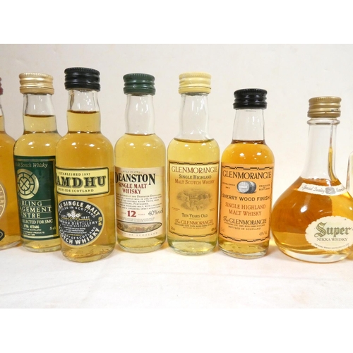 13 - Collection of 5cl 40% ABV whisky miniatures comprising of Super Nikka Whisky, Blended Nikka whisky, ... 