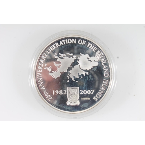 1659 - Westminster Mint 5oz silver proof medallion 2007 [925 silver, 5oz, 141g, 65mm], issued to commemorat... 