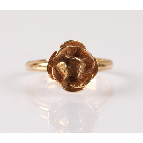 64 - 9ct gold rose design ring, 2.7g, ring size I/J