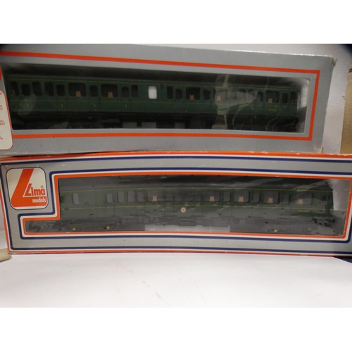 21 - Carton containing boxed Lima OO gauge models to include Class 37 'Loch Rannoch' diesel loco, two Cla... 