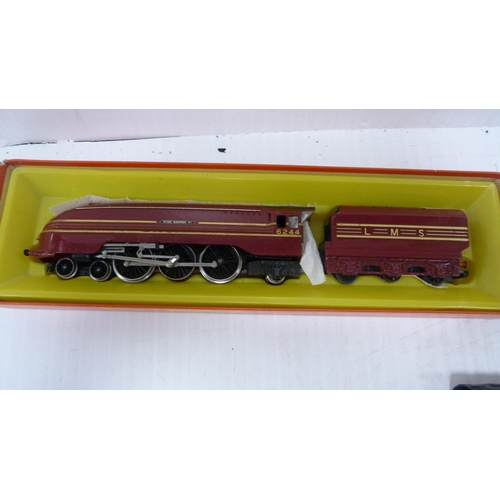 36 - Tri-ang OO gauge R.871 4-6-2 LMS Coronation loco (maroon) and tender, boxed, OO gauge Silver Link lo... 