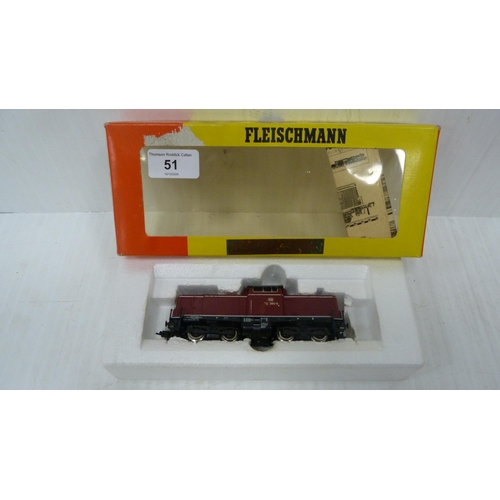 51 - Fleischmann HO gauge diesel loco 4230 and a Fleischmann HO gauge 4235 Class BR221 loco, both boxed.&... 