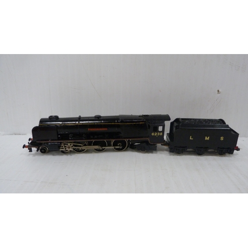 58 - Hornby OO gauge R.063 BR loco and tender 'Britannia', boxed Hornby OO gauge BR Standard Class 7P6F B... 