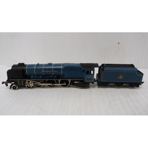 58 - Hornby OO gauge R.063 BR loco and tender 'Britannia', boxed Hornby OO gauge BR Standard Class 7P6F B... 