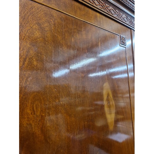 638 - Mahogany wardrobe, H 206cm, W 137cm, D 55cm