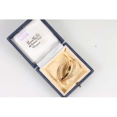 770 - 9ct gold spray style brooch, 4.8g.