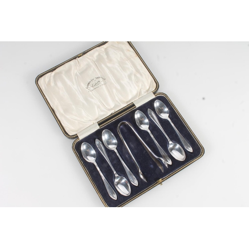 837 - Cased set of six silver teapoons and sugar tongs, Gladwin Ltd, Sheffield, 1926, 108g.