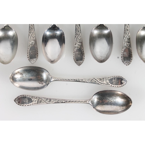 842 - Set of twelve sterling silver teaspoons and sugar tongs, GJDF, London, 228g.