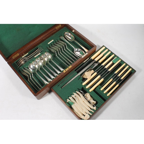 14 - Walker & Hall canteen of cutlery in oak box.