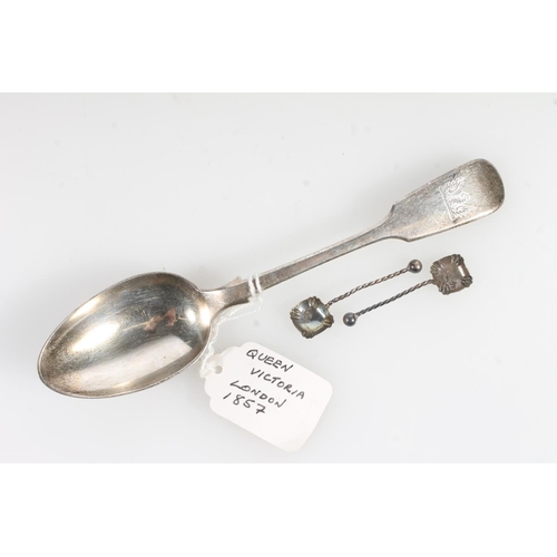 861 - Sterling silver shell shaped side dish, London, 71g, a silver spoon, William Rawlings Sobey, 1857, L... 