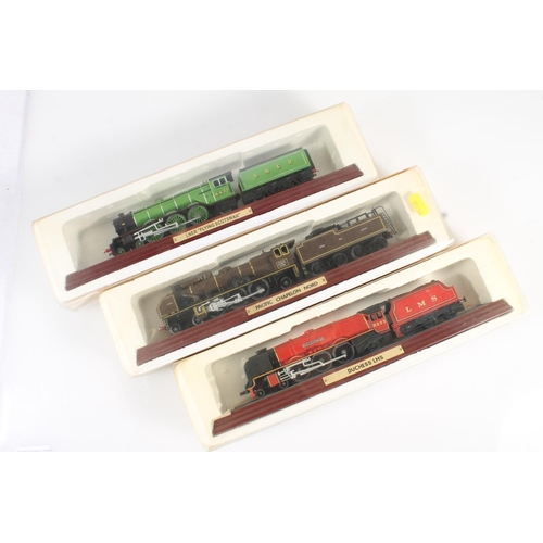 249 - Three model locomotives to include The Flying Scotsman, The Duchess of Sutherland and The Pacific Ch... 