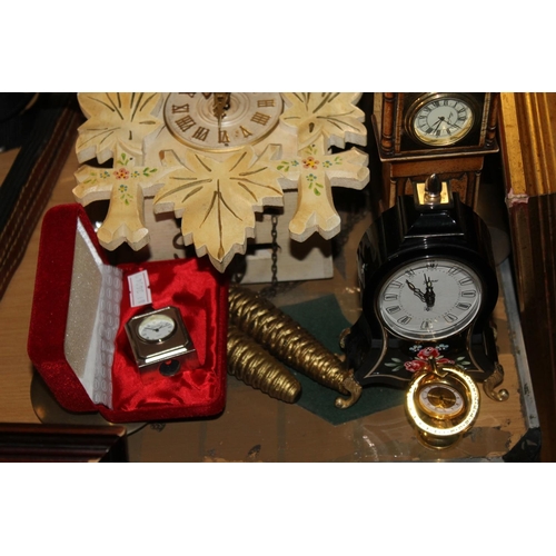 464 - Cuckoo clock, wall clock, miniature clocks and an Art Deco style clock.