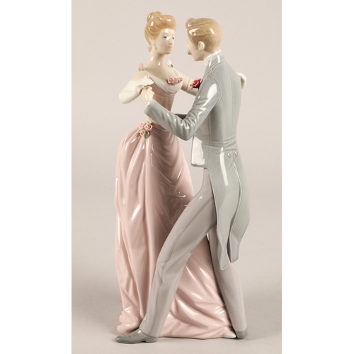 39 - Lladro 'Anniversary Waltz' dancing couple, 30cmc h