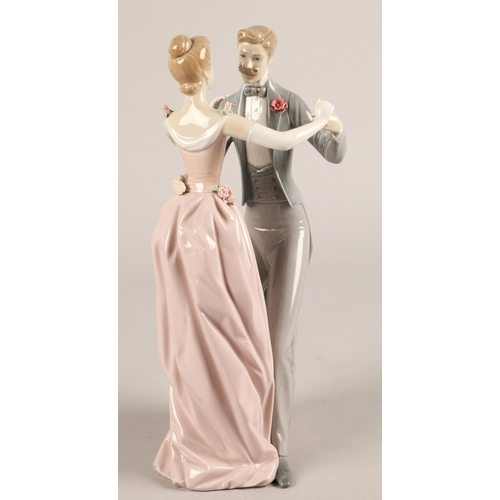 39 - Lladro 'Anniversary Waltz' dancing couple, 30cmc h