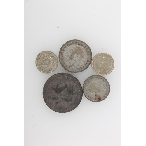 673U - Coin collection to include around 1.8kg of mostly British pre-decimal non-silver coins and continent... 