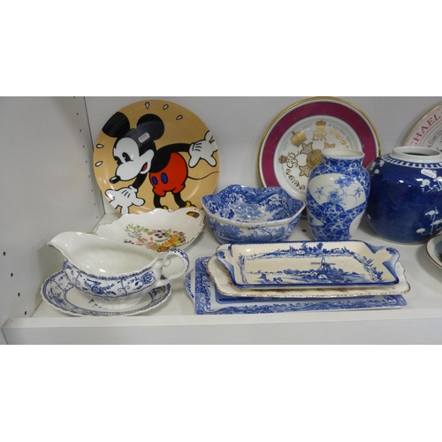 110 - Collection of decorative items including collector's plates, Copeland Spode blue and white bowl, san... 