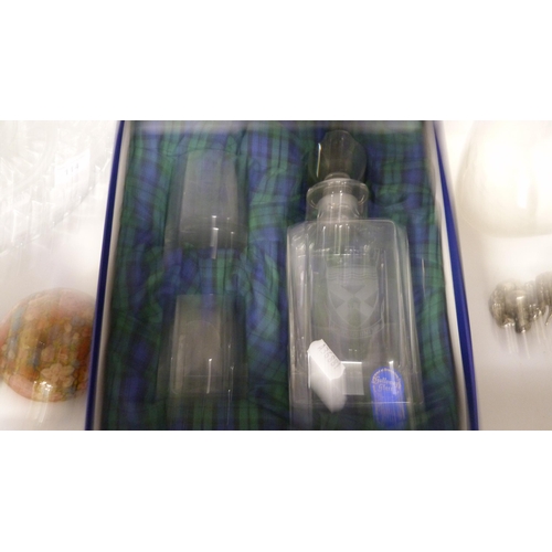 113 - Galloway Glass decanter and two goblets, pair of Dartington Glass wine flutes, glassware etc (one sh... 