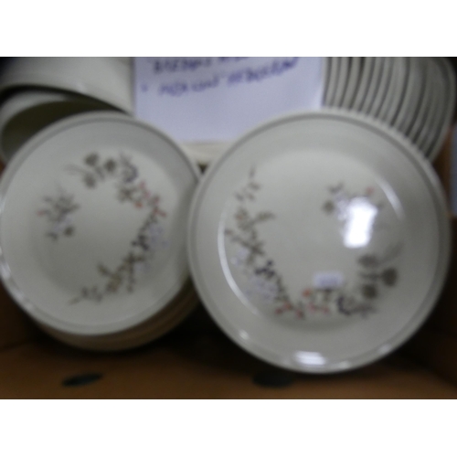 141 - Collection of Royal Doulton 'Bredon Hill' pattern dinnerwares and Alfred Meakin 'Hedgerow' pattern d... 