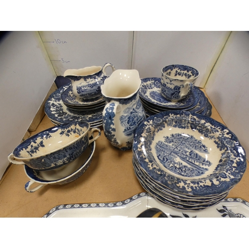 208 - Minton tray and part tea set, and a quantity of assorted Royal Worcester 'Avon Scenes' dinnerwares.