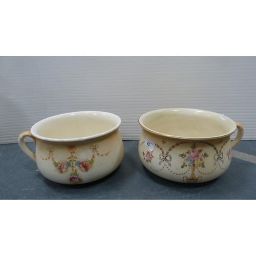 45 - Crown Devon floral decorated chamber set with non-matching jug.