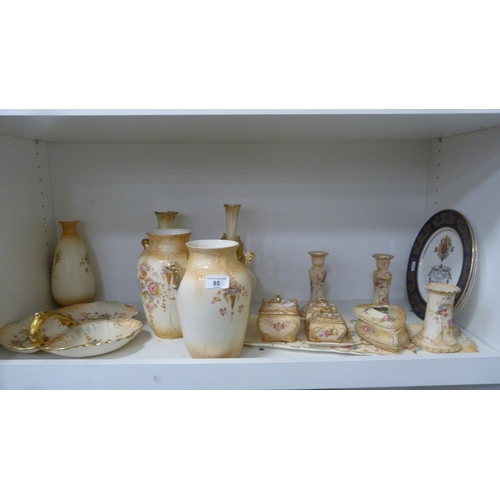 85 - Crown Devon Fieldings dressing table set, two similar pairs of vases, trefoil dish etc (one shelf).