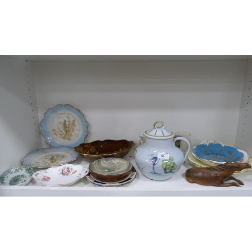 99 - Carlton Ware Rouge Royale dish, pair of bird decorated plates, and other decorative items (one shelf... 