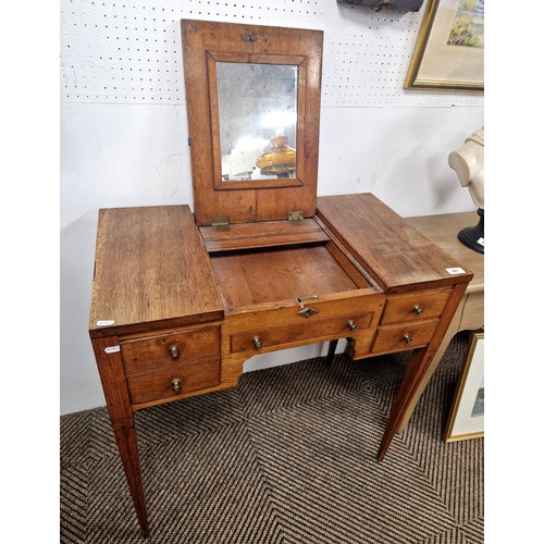 581 - Antique oak dressing table, with fold out mirror