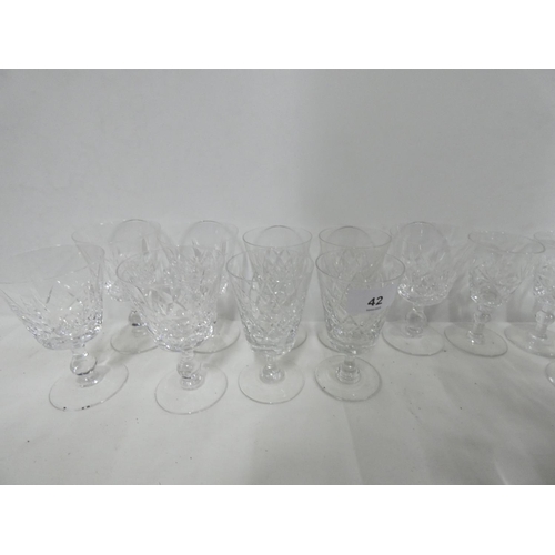 42 - Box of various crystal glassware.