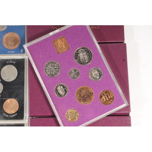 375 - UNITED KINGDOM coin collection to include Coinage of Great Britain & Northern Ireland year sets ... 