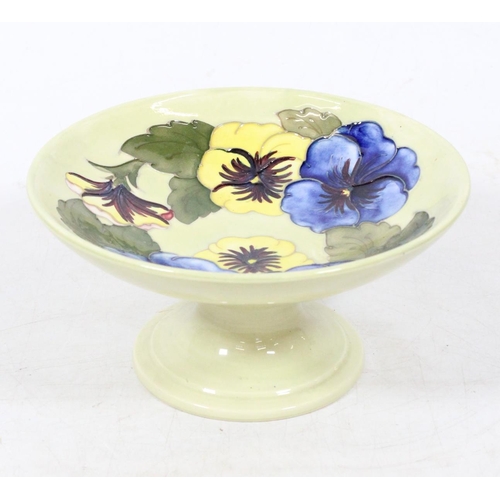 30 - Moorcroft tube lined decorated pedestal bowl, 18cm diameter.