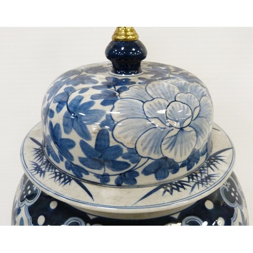 316 - Modern blue and white Chinese lamp base in the Kangxi style, 59cm high.