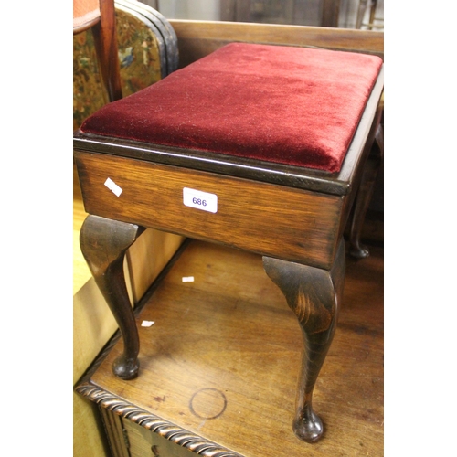 686 - Oak stool with hinged top.