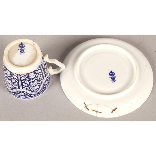 5 - Royal Crown Derby cup and saucer pair, with a Wilton Ware Ye Old Willow pattern plate