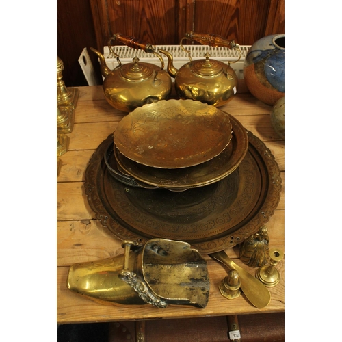 108 - Brass kettles, brass trays, etc.