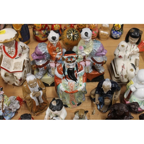 121 - 20th century Chinese porcelain figurines.