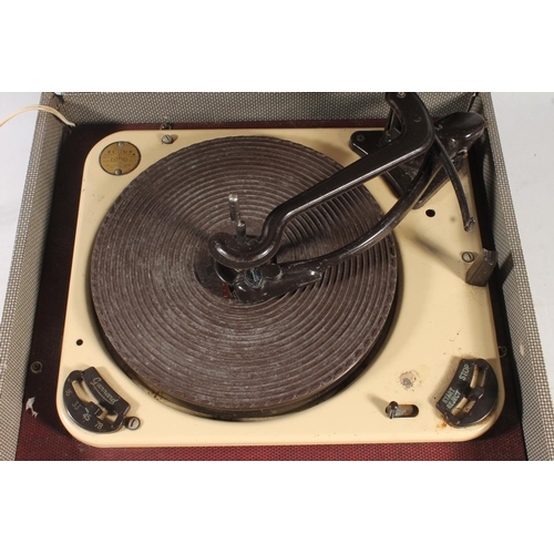 331 - Dallas the Scala player portable record player