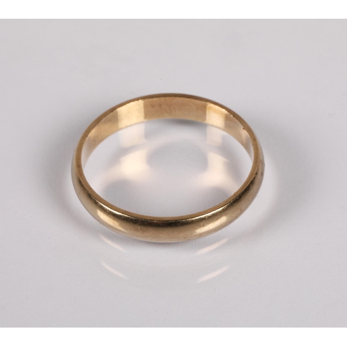 59 - 9ct gold band, ring size P, 2.1g