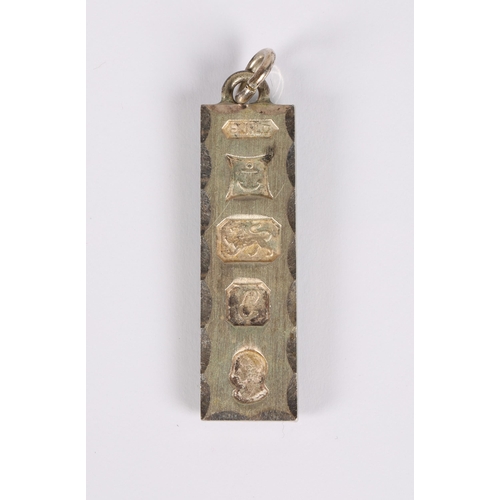 60 - Silver ingot pendant, Birmingham 1977, 14.6g