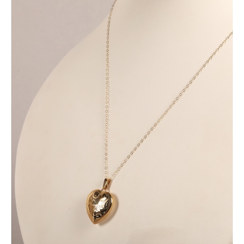 65 - 9ct gold heart locket necklace, 2.9g