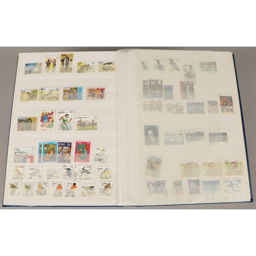 253 - Assortment of five stamp albums, to include Commemorative Great Britain, Malaysia, Monaco and Nether... 